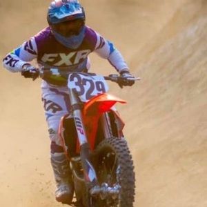 Meet your Posher, Isaiah